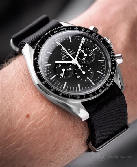 omega speedmaster racing rubber strap|omega speedmaster reduced nato strap.